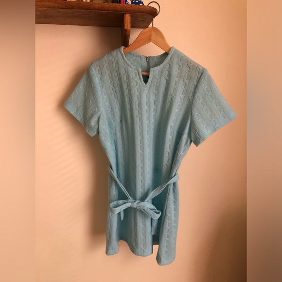 Vintage 60’s Shift Mini Dress with Belt - Picture 1 of 7